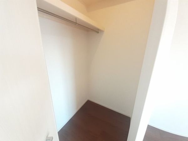 セイント野並4階1K 収納の画像