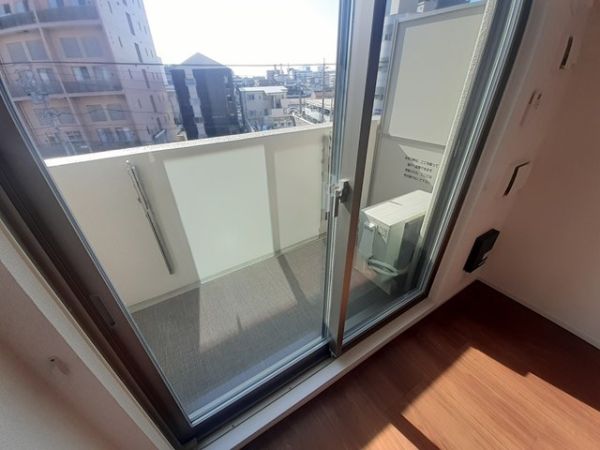 セイント野並4階1K ベランダの画像