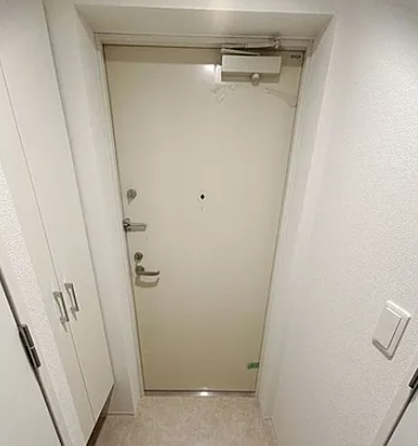 セレニテ東梅田アリエ10階2K 玄関の画像