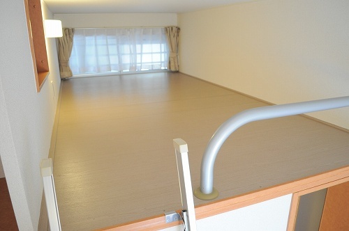 レオパレスピュアホワイト2階1K 部屋②の画像