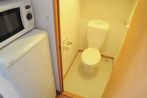 レオパレスピュアホワイト1階1K トイレの画像