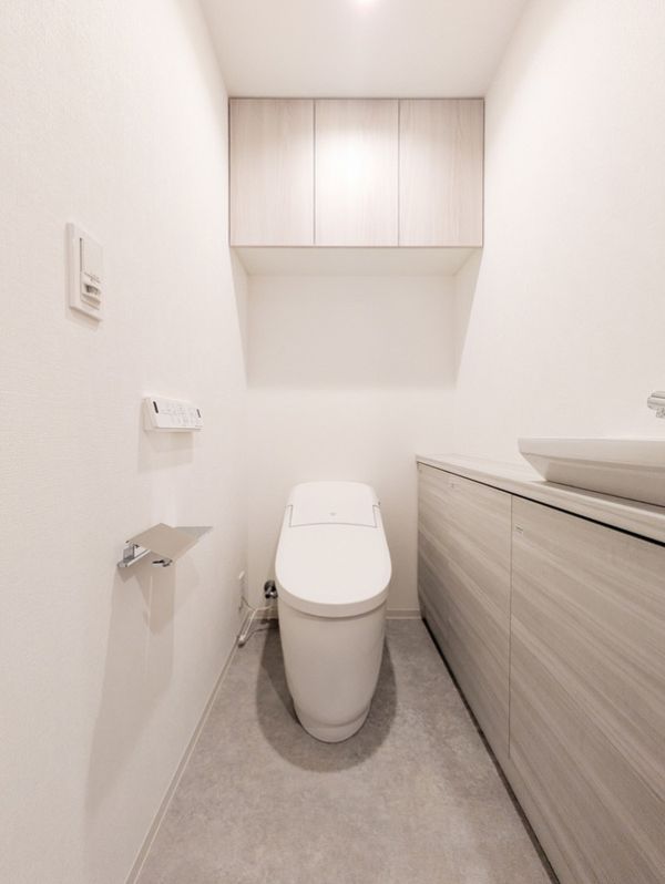 ジオタワー堺筋本町23階2LDK トイレの画像