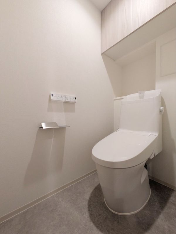 ジオタワー堺筋本町5階1LDK トイレの画像