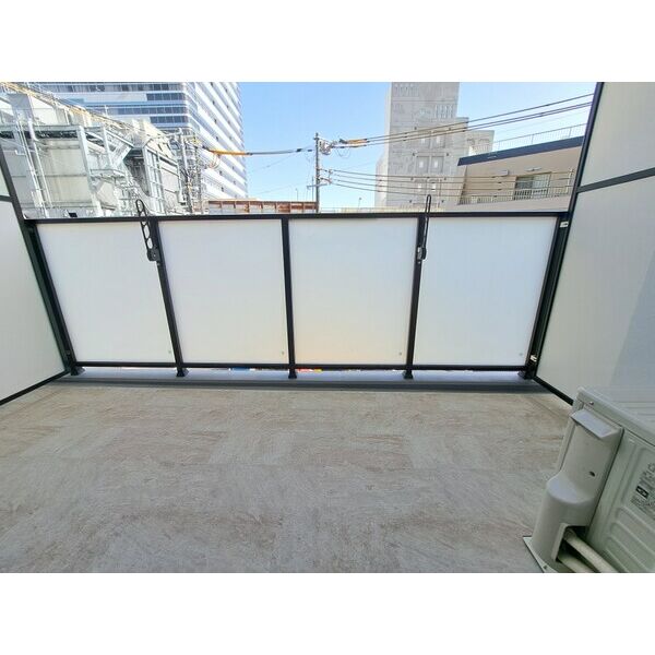 スプランディッド中之島DUE2階1LDK ベランダの画像