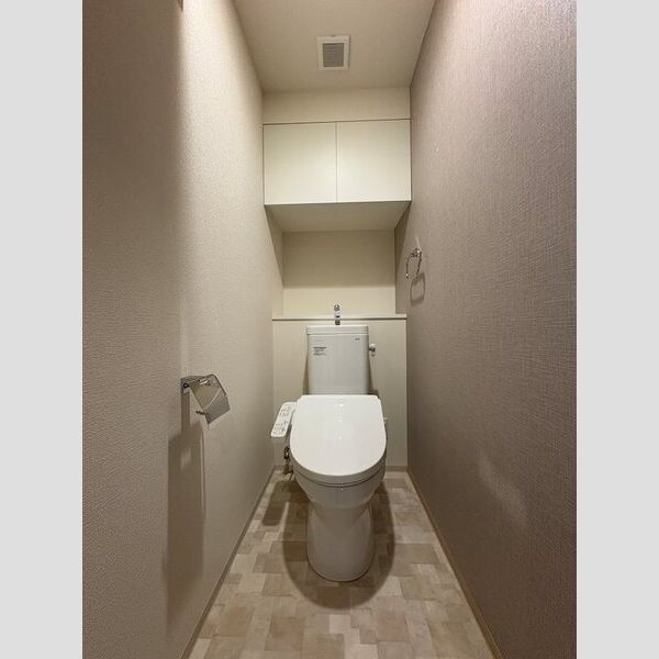 セイワパレス本町東14階2LDK トイレの画像