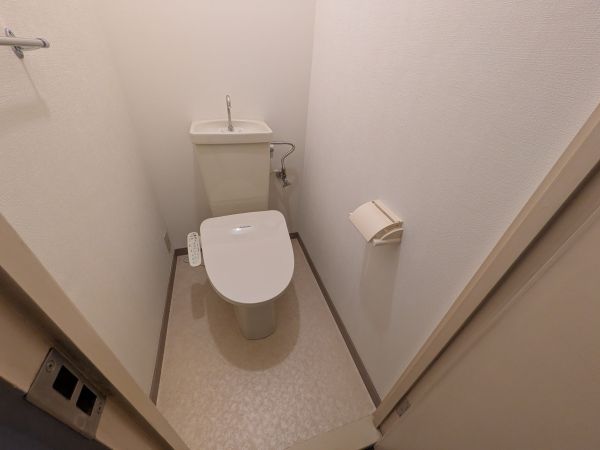 あべのベルタ7階3LDK トイレの画像