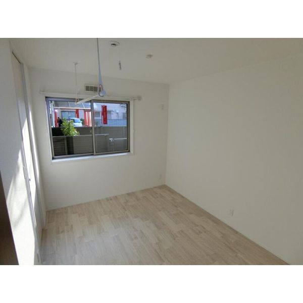 プランドール2階2LDK 部屋①の画像