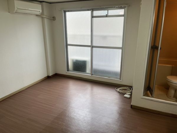 シャトー第二花園5階1R リビングの画像