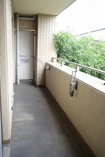 グランリーオ2階2LDK ベランダの画像