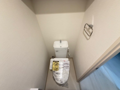 フェリスシエロ堺8階2LDK トイレの画像