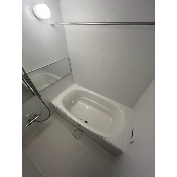 スプランディッド大阪NAMBA LINE8階3LDK お風呂の画像