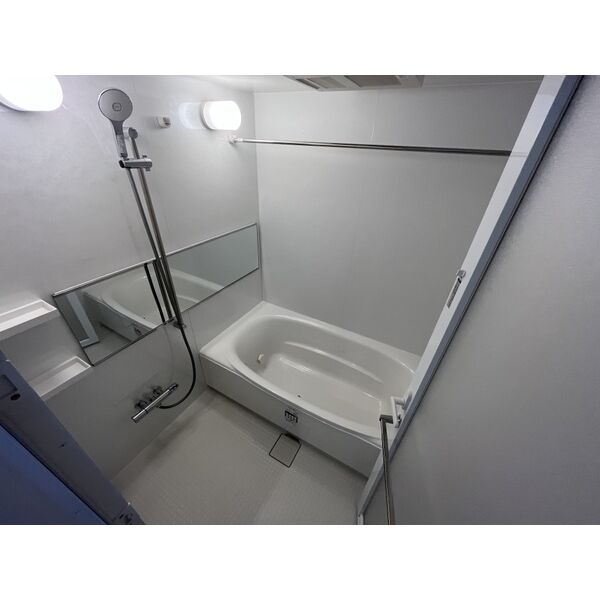 スプランディッド大阪NAMBA LINE8階2LDK お風呂の画像