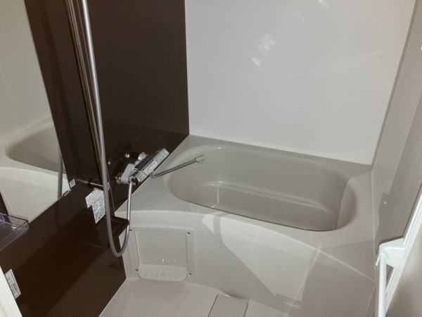 WORVE吹田江坂2階1LDK お風呂の画像