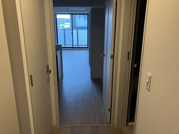 WORVE吹田江坂7階1LDK 玄関の画像