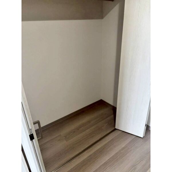 Nageoire3階1K 収納の画像