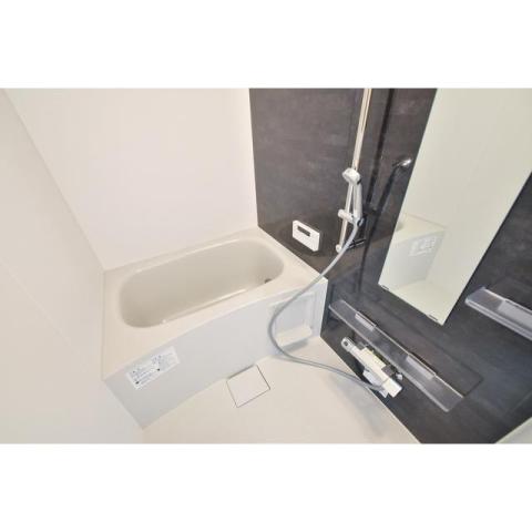 アドバンス名古屋アウリィ2階1LDK お風呂の画像