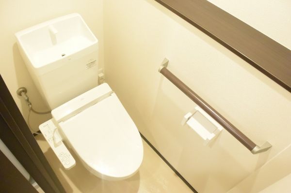 レオネクスト宝2階1K トイレの画像