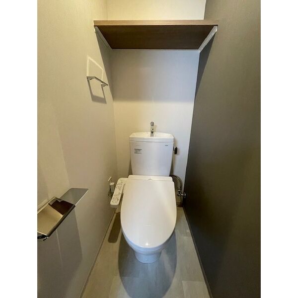 ファーストフィオーレ新町ファジスタ09階1K トイレの画像