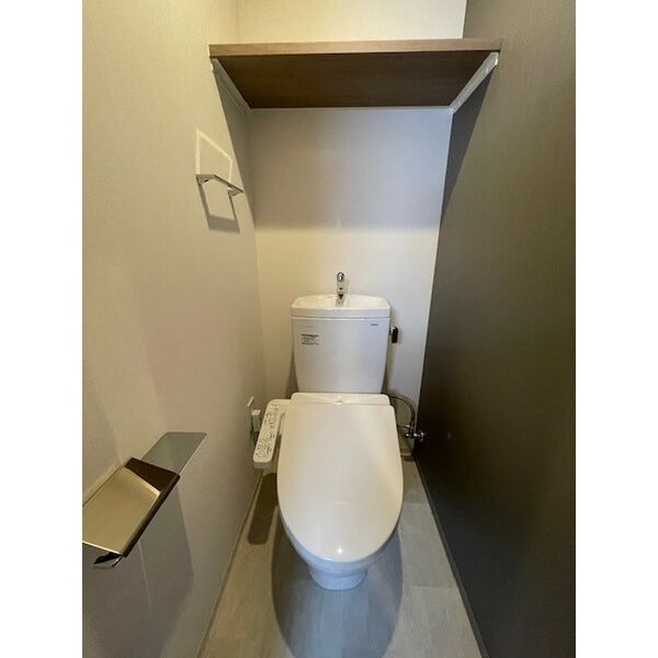 ファーストフィオーレ新町ファジスタ10階1K トイレの画像