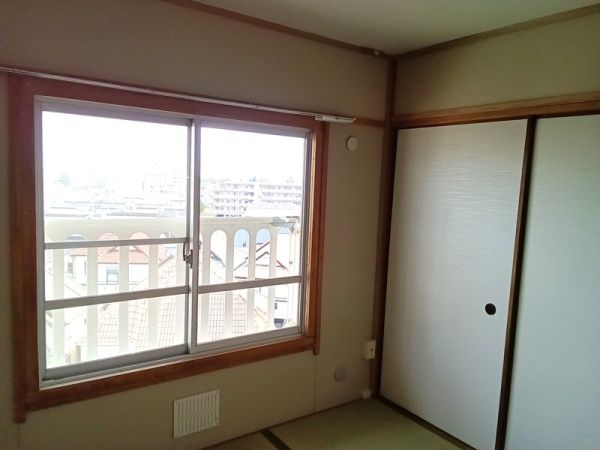 伊丹池尻 1号棟5階3DK 部屋①の画像