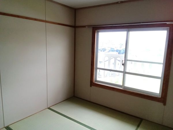 伊丹池尻 1号棟2階3DK 部屋②の画像