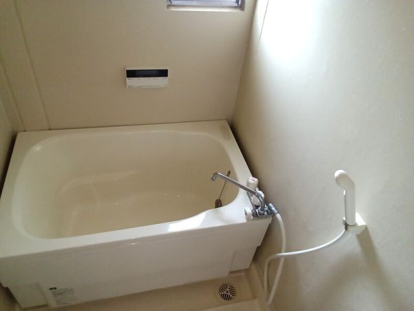 伊丹池尻 1号棟2階3DK お風呂の画像