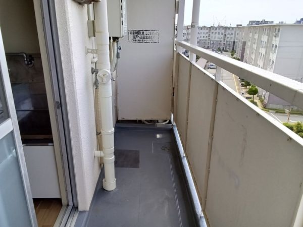 伊丹池尻2号棟5階3DK ベランダの画像