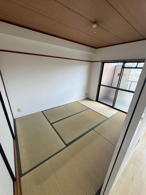 メゾン三田赤坂5階3LDK 部屋②の画像