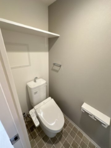  エグゼ難波ザ・ゲート1階1LDK トイレの画像