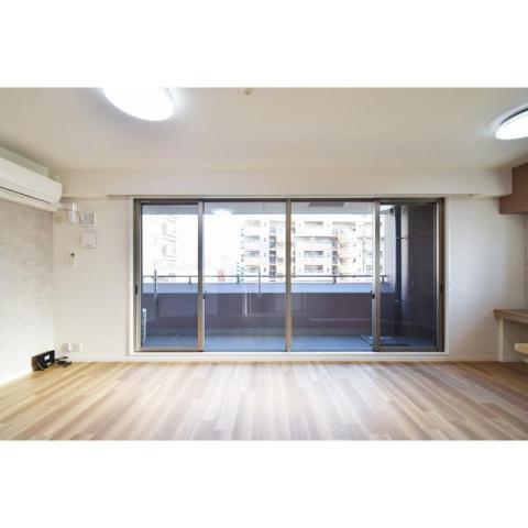 LaSante東白壁4階4LDK以上 リビングの画像