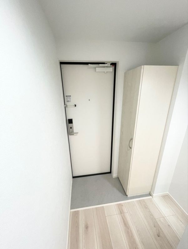 CRASTINE名楽町3階1K 玄関の画像