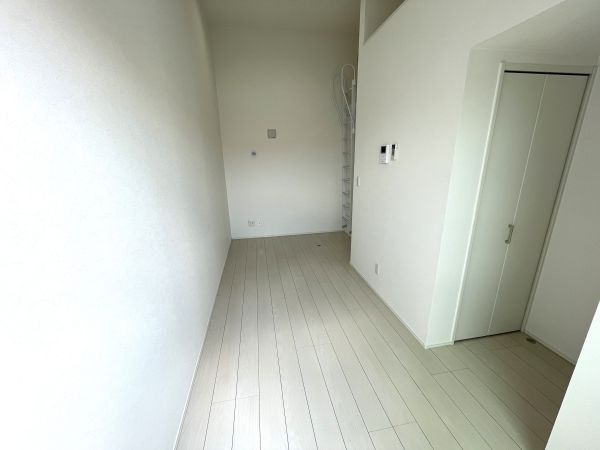 Embellir Due2階 部屋①の画像