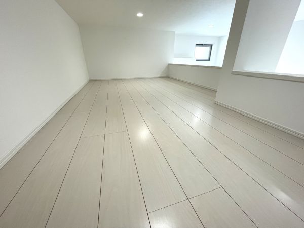 Embellir Due2階 部屋②の画像