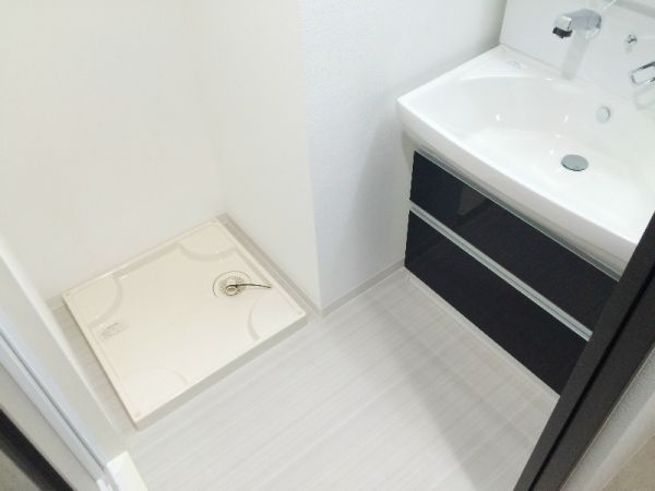 マルミーナ今里5階1DK 洗面所の画像