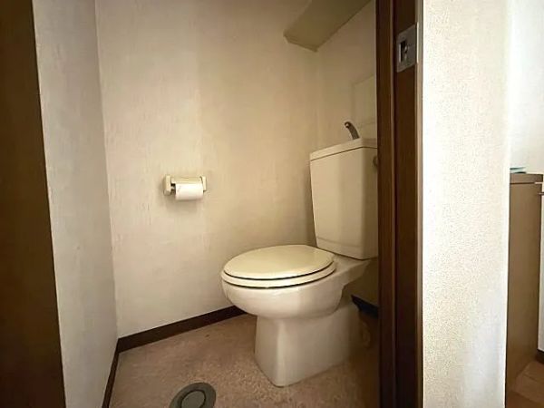 サンコークレアール5階1K トイレの画像