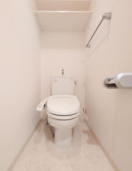 S-FORT江坂公園11階1K トイレの画像