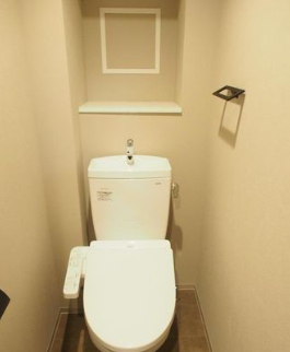Louis Residence 弁天町3階1LDK トイレの画像