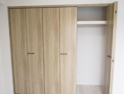 Louis Residence 弁天町3階1LDK 収納の画像