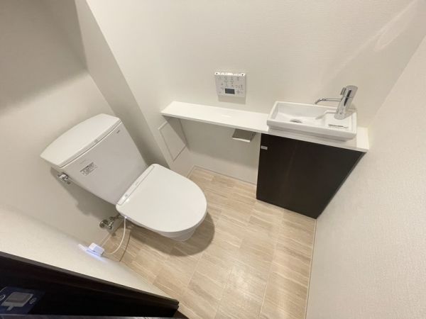 ブランニードタワー長居ガーデンスクエア20階2LDK トイレの画像