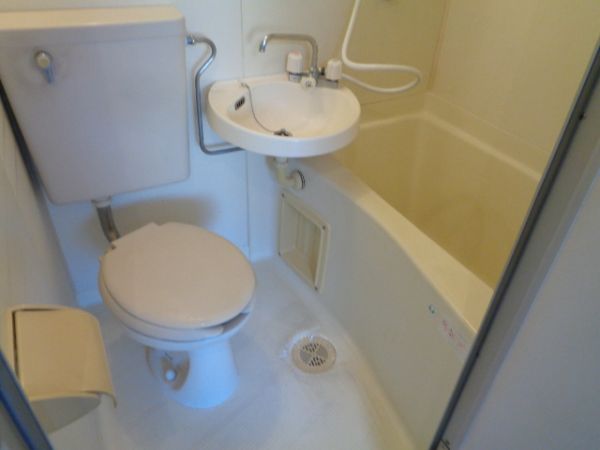 グランビルド道頓堀6階1R お風呂の画像
