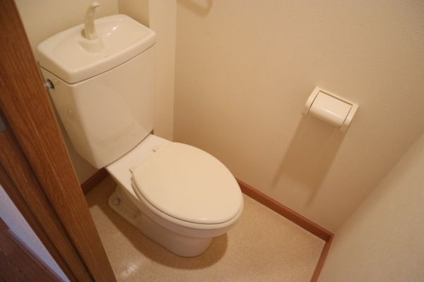 Bentornati2階1LDK トイレの画像