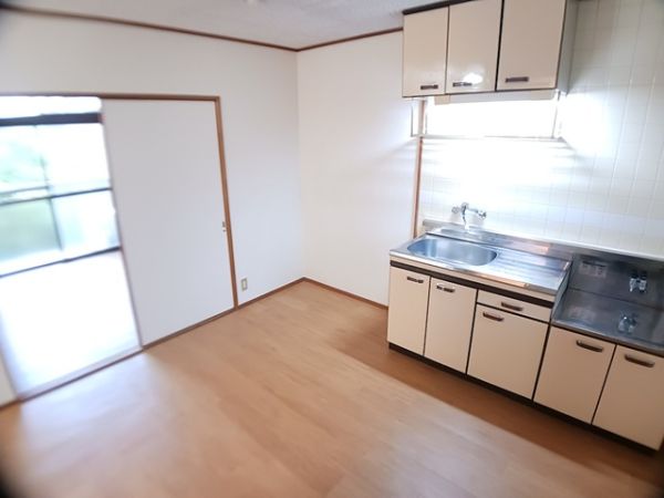 コスモハイツ2階1DK 部屋①の画像