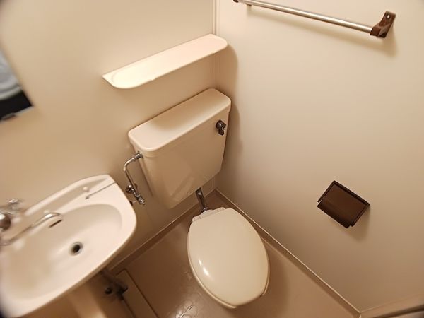 コスモハイツ2階1DK トイレの画像