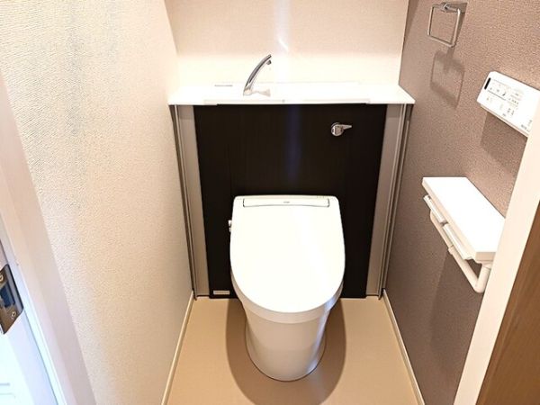 Ｋａｌｍｉａ3階1LDK トイレの画像